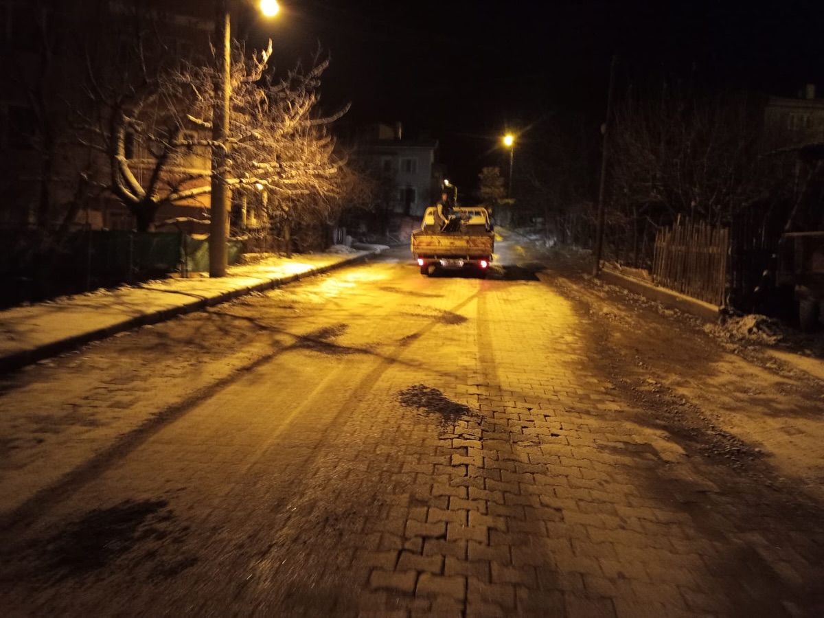 Balıkesir’de Kış Çetin Geçiyor! 608016711 18505551454079512 6987950991565607611 n - Marmara Bölge Gazetesi