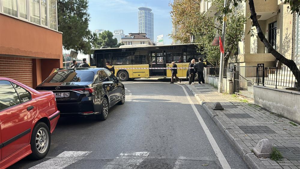 Otobüs Börekçiye Daldı AW591843 02 - Marmara Bölge Gazetesi