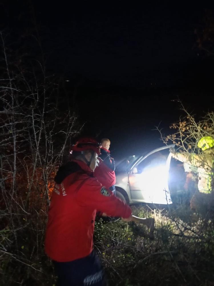 Susurluk’ta Otomobil Şarampole Uçtu: 1 Yaralı AW594449 01 - Marmara Bölge Gazetesi