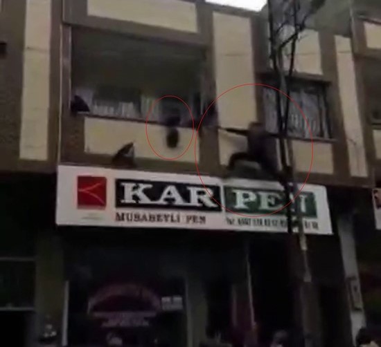 Yürekler Ağıza Geldi AW597552 01 - Marmara Bölge Gazetesi