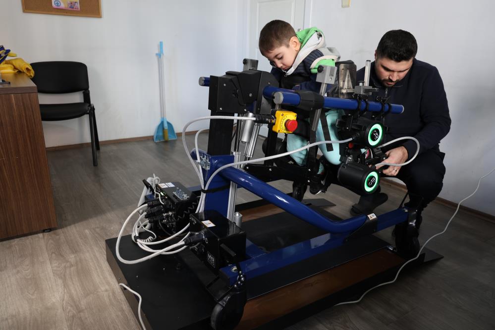 Yerli Robot Mucizesi AW602257 02 - Marmara Bölge Gazetesi