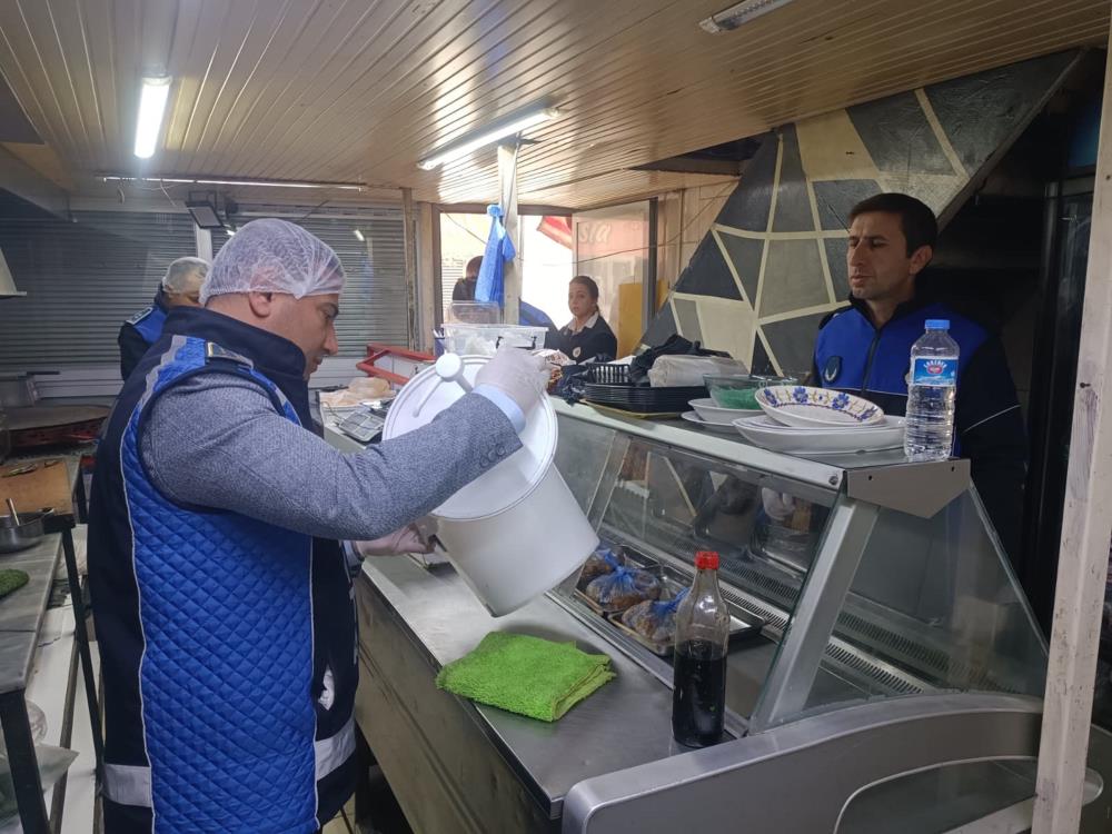 Baharat Kovasından Çiğ Et Çıktı! AW605907 05 - Marmara Bölge Gazetesi