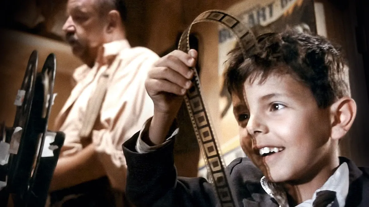 Cinema Paradiso - Marmara Bölge Gazetesi