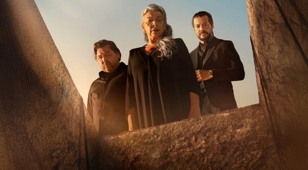 Netflix’te Yayınlanan Dikkat Çekici Mini Diziler Iki Mezar - Marmara Bölge Gazetesi