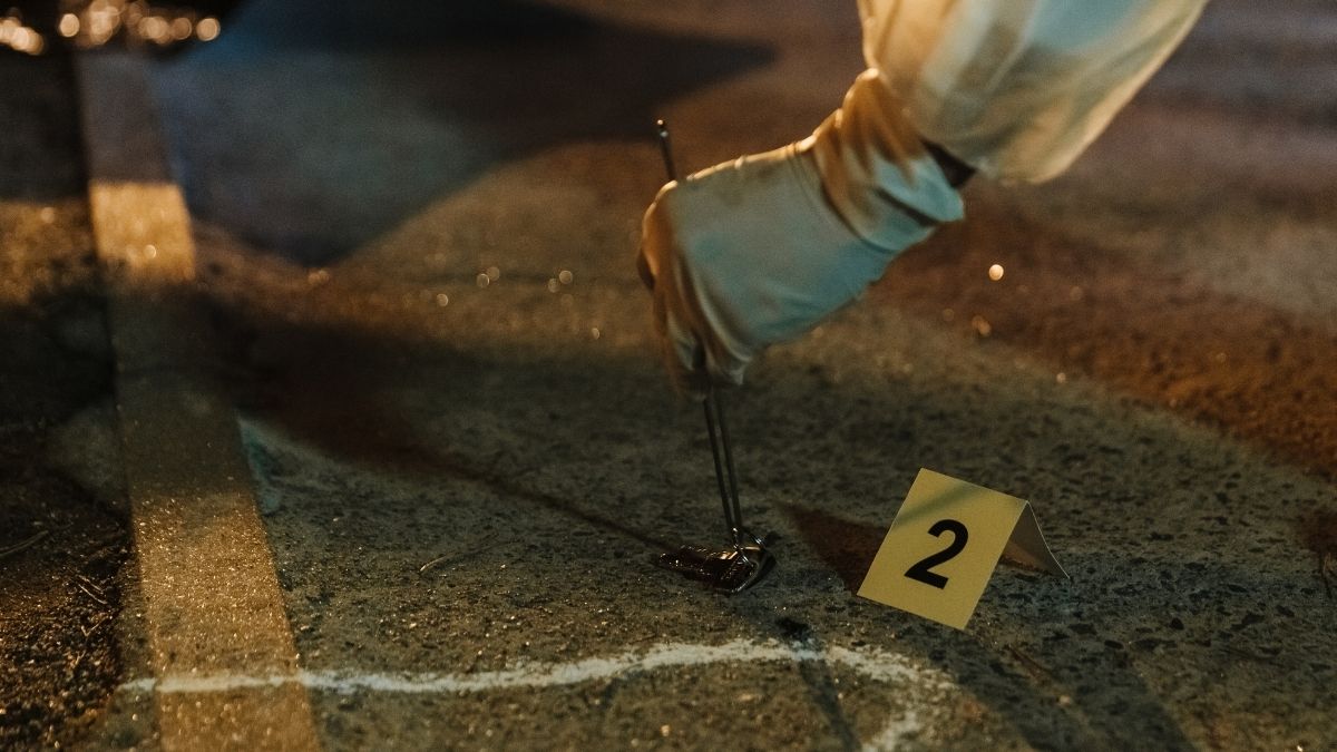 Balıkesir’in Erdek ilçesinde dün gece yaşanan silahlı vurulma olayı, ilçede