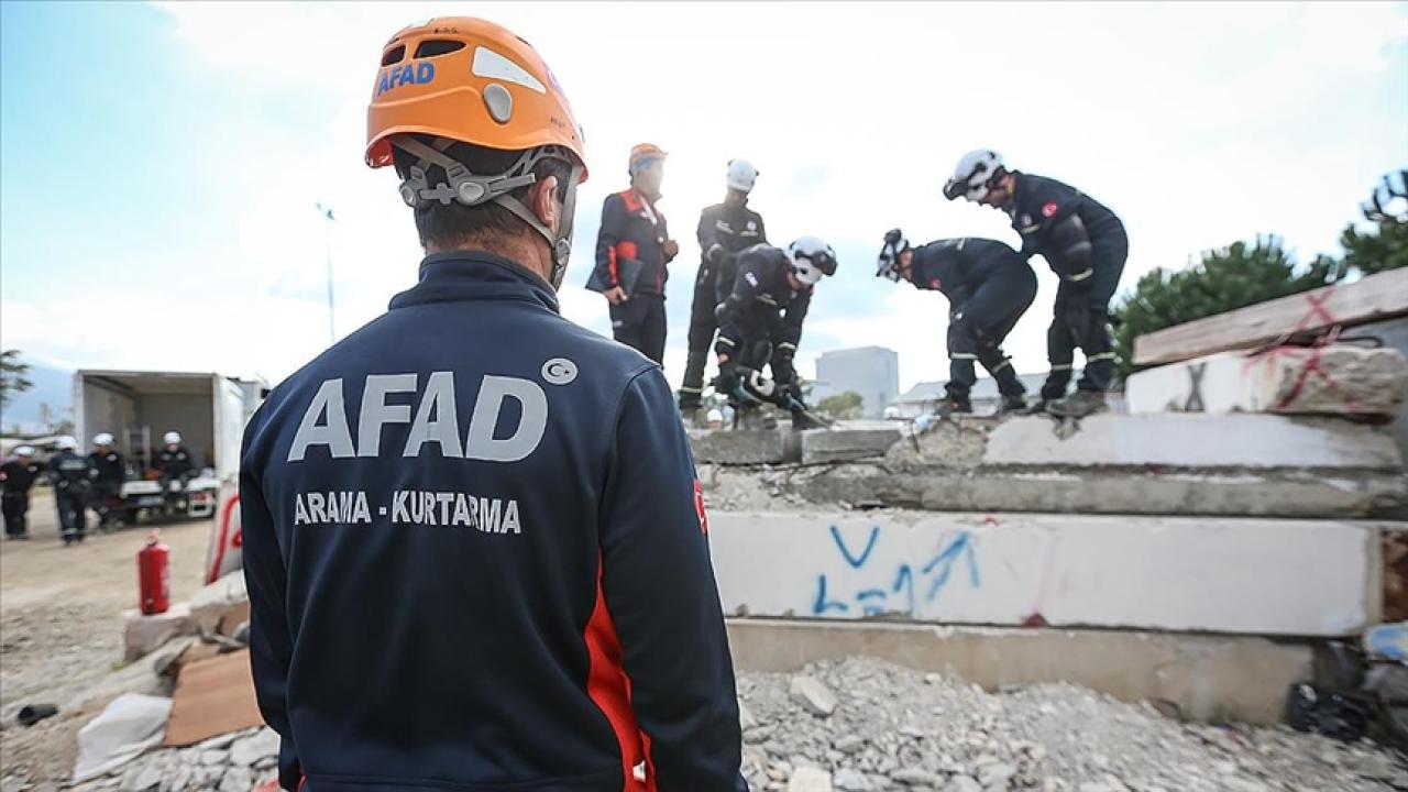AFAD, merkez ve taşra teşkilatlarında görevlendirilmek üzere 473 sözleşmeli personel