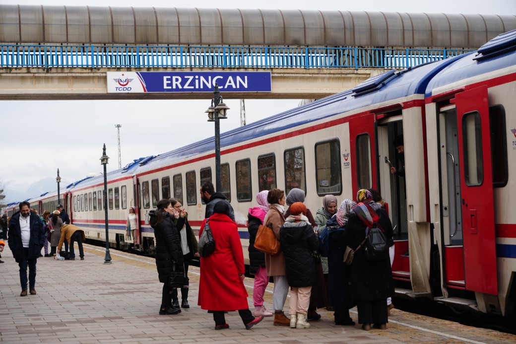 Raylarda Kış Masalı aw603273 01 - Marmara Bölge Gazetesi