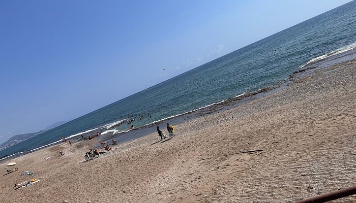 Kalabalık Var Ama Huzur da Var! Alanya’nın En Canlı Sahili caption 6 - Marmara Bölge Gazetesi
