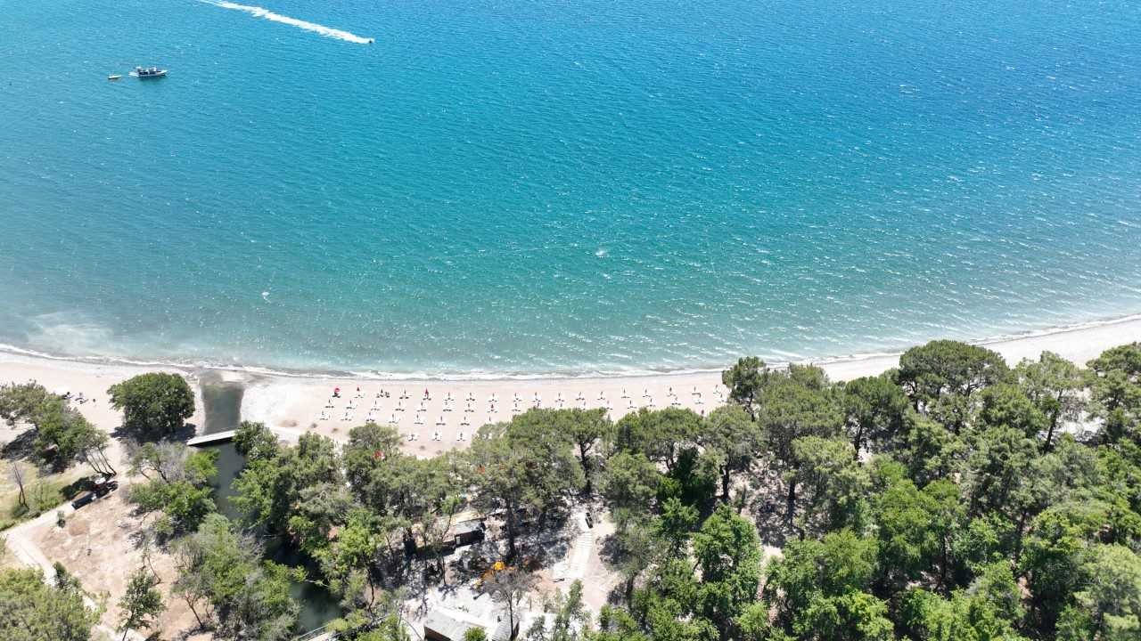 Kalabalıktan Uzak Sessiz Bir Deniz Kaçamağı fethiye akmaz halk plaji sezona merhaba diyor - Marmara Bölge Gazetesi