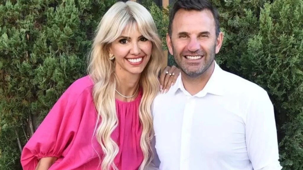 Okan Buruk Yeniden Barıştığı Eski Eşi Nihan Akkuş’la Tatilde haber gorselleri fotoshop 2025 0 - Marmara Bölge Gazetesi