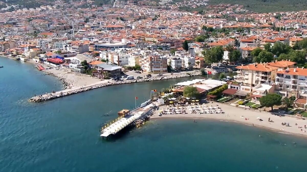Kazdağları’nın serin havası ile Edremit Körfezi’nin berrak denizini buluşturan Altınoluk
