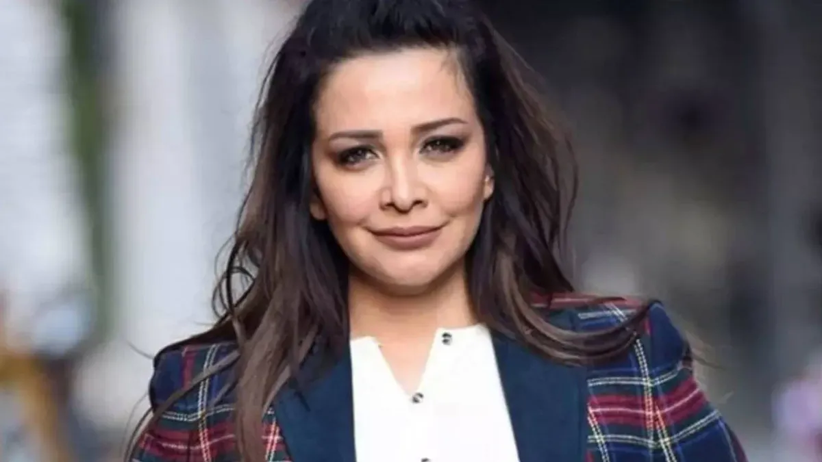 oyuncu evrim akin hakkinda mobbing ve siddet iddiasi - Marmara Bölge Gazetesi