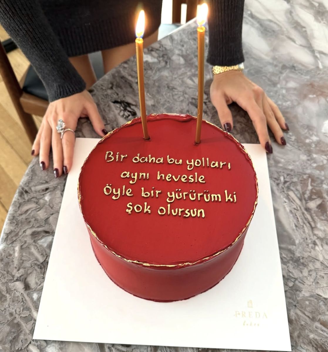 Hande Erçel–Hakan Sabancı Ayrılığı: Gerçek Neden Ortaya Çıktı! s 8195b2a4fc929178898e4ec9aa93697177d0889e - Marmara Bölge Gazetesi