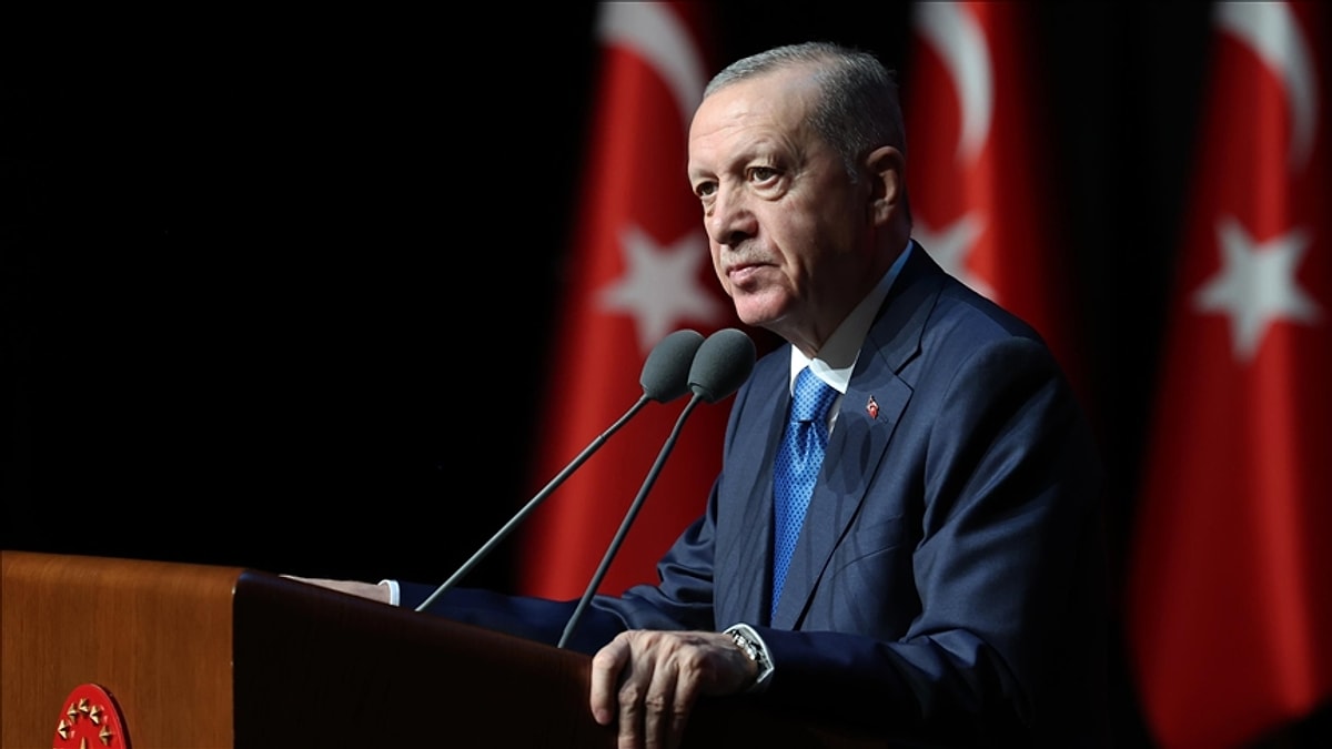 2026 yılı için belirlenen asgari ücret kamuoyunda tartışılmaya devam ederken,