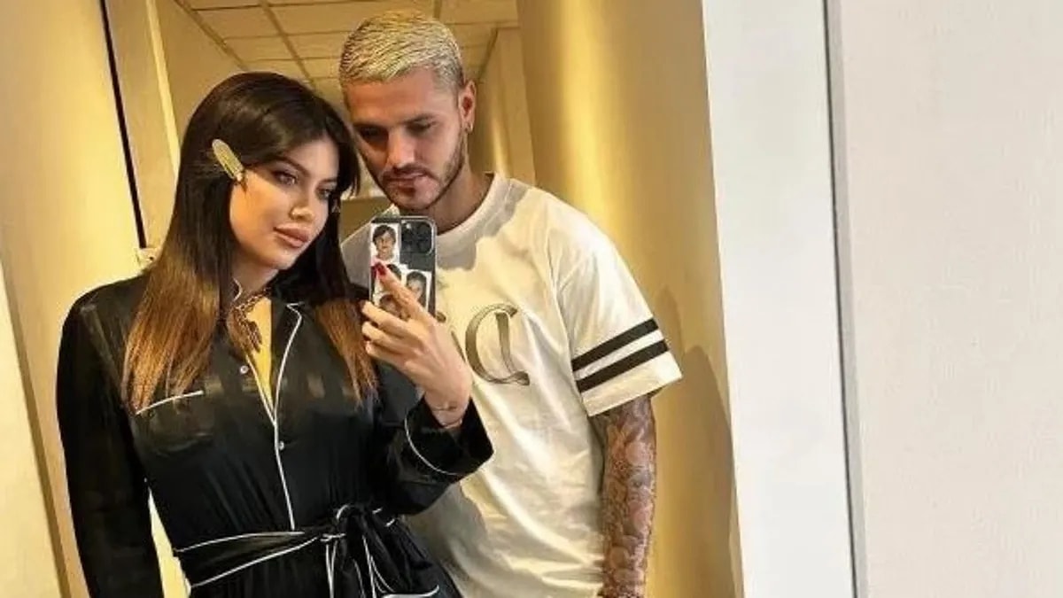 Mauro Icardi Kümese Girip Wanda Nara'yı Tiye Aldı s b0b2817287fb3c453ccafca13e25b6eb50e3bfc2 - Marmara Bölge Gazetesi