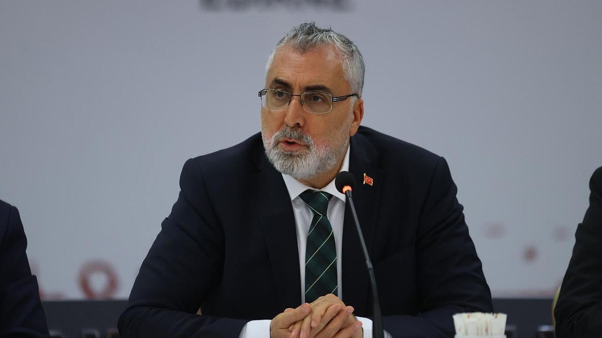 Bakandan Şok Eden Asgari Ücret Açıklaması s e47b79dfbafc5e9f64045217aac89664fafd97ee - Marmara Bölge Gazetesi