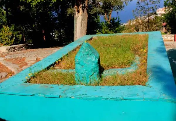 Bu Parkta Dilek Tutuluyor! İzmir’de Şaşırtan Hikâye susuz dede ic4 - Marmara Bölge Gazetesi
