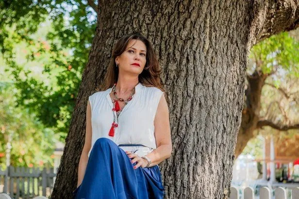 Kurtlar Vadisi’nde Yeniden Rol Alır Mı? 0x0 ipek tenolcay kimdir aslen nereli kac yasinda ada masali zeynep gercekte kimdir 1623750423172 - Marmara Bölge Gazetesi