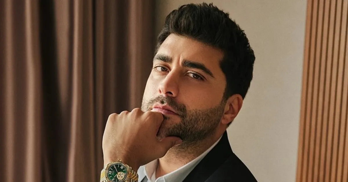 Show TV’de yayınlanan Kızılcık Şerbeti dizisinde Fatih karakteriyle geniş bir