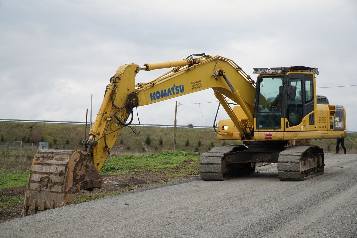 Susurluk’ta Yıllardır Beklenen Yol Sorunu 210f46b2 313d 4922 9423 f621331b40d9 - Marmara Bölge Gazetesi