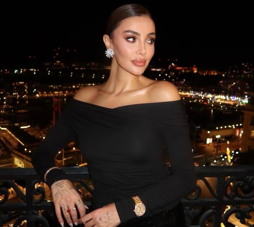 Magazin dünyasında bazen tek bir beğeni, uzun yıllar kapanmış dosyaları