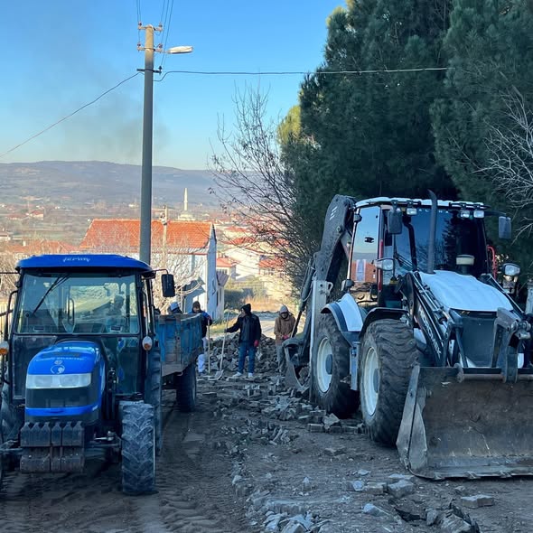 Bigadiç’te Ulaşım Rahatlıyor 609027900 122225541776300867 2450023277133116604 n - Marmara Bölge Gazetesi