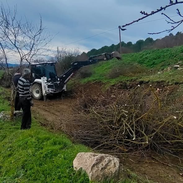 Bigadiç’te Tarıma Yol Desteği 612011705 122225901956300867 8989402064060038959 n - Marmara Bölge Gazetesi