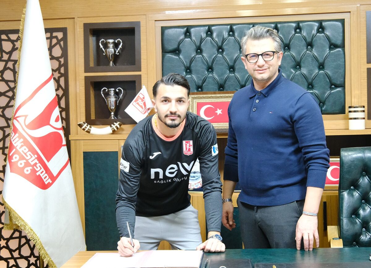 Balıkesirspor’dan Transfer Atağı: İki Genç Yetenek Kadroya Katıldı 613237566 1450633340405065 2376789253505850946 n - Marmara Bölge Gazetesi