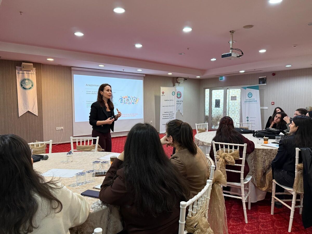 BAÜN’de Genç Araştırmacılar İçin Proje Yazma Eğitimi Tamamlandı! 614636327 1318936980263490 5139184242417797333 n - Marmara Bölge Gazetesi