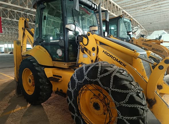 Susurluk’ta Yollar İçin Seferberlik 615022210 1463436769118859 7028232650792955581 n - Marmara Bölge Gazetesi