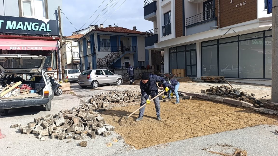 Kış, Balıkesir’i Durduramıyor! 616419558 18508202575079512 7913034651409265298 n - Marmara Bölge Gazetesi