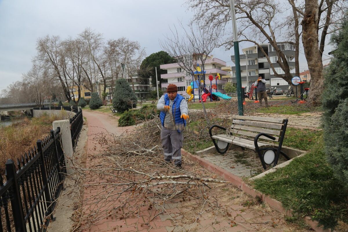 Edremit’te Kritik Çalışma Başladı! 616668731 896345739423119 8394298942441184825 n - Marmara Bölge Gazetesi