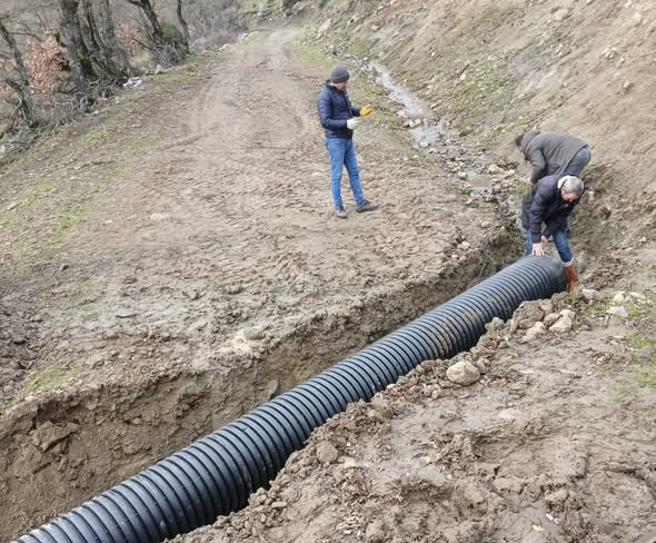 İvrindi Belediyesi, ilçenin dört bir yanında yürüttüğü altyapı ve üstyapı