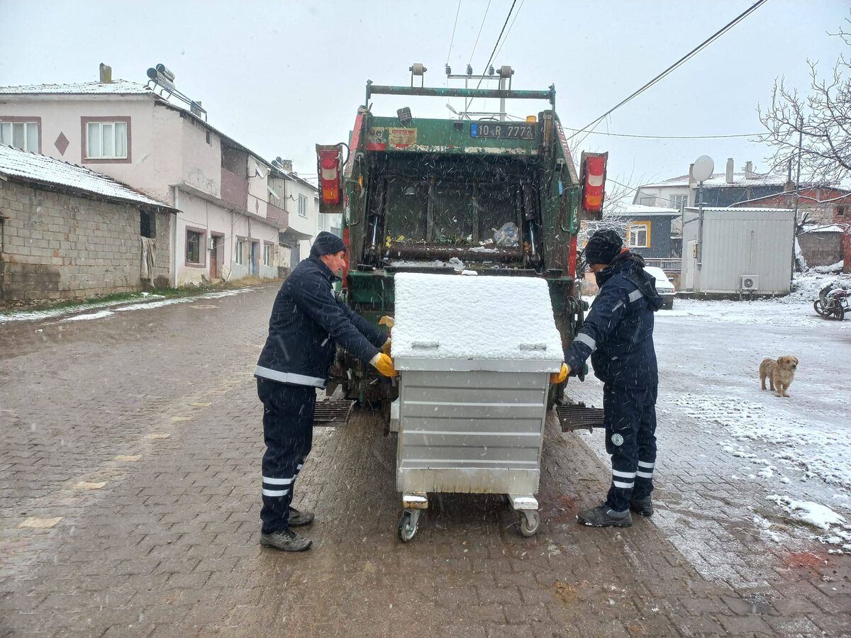 Kış, Balıkesir’e Engel Olmadı! 617879311 1207267148272947 4184088301769138175 n - Marmara Bölge Gazetesi
