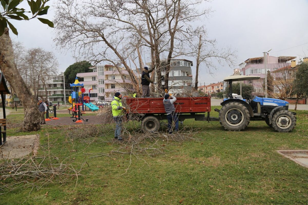 Edremit’te Kritik Çalışma Başladı! 617956262 896345692756457 5527742514086759873 n - Marmara Bölge Gazetesi