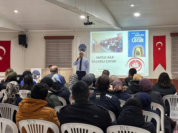 Bigadiç’te Ailelere Yol Gösteren Söyleşi 618473894 17923480950214446 5337336551391225735 n - Marmara Bölge Gazetesi