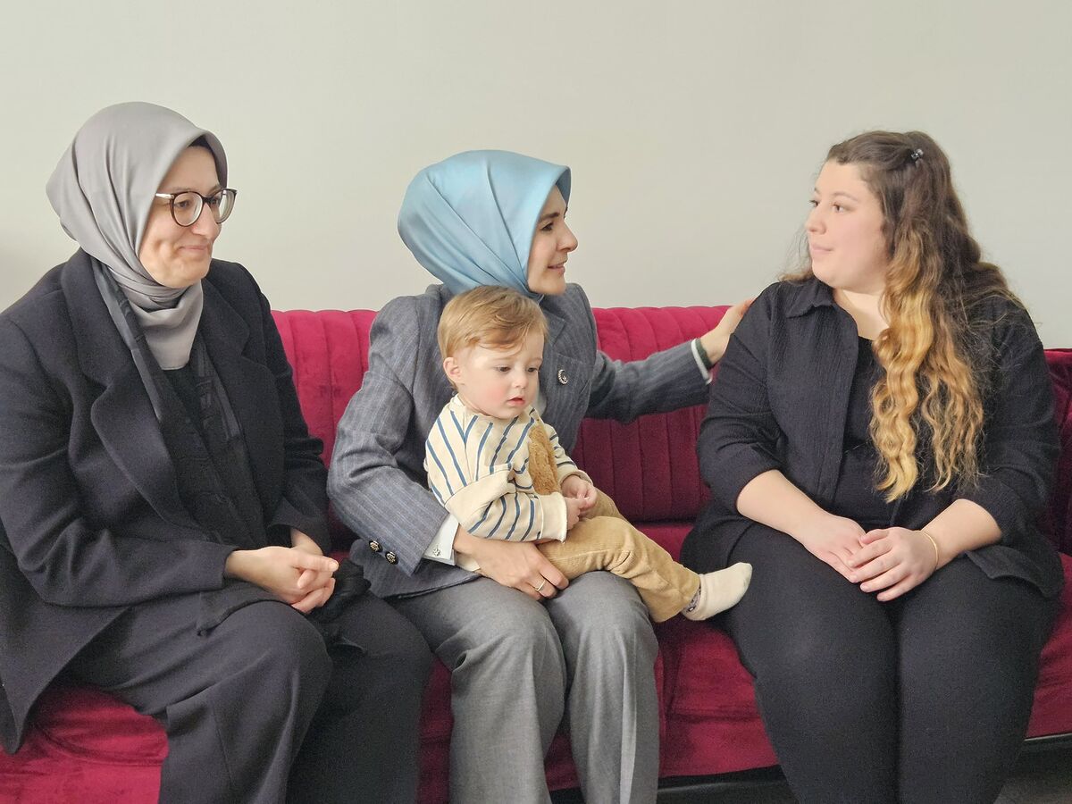 Aile ve Sosyal Hizmetler Bakanı Mahinur Göktaş Balıkesir’de! 619150825 833168026393191 9082624377574502064 n - Marmara Bölge Gazetesi