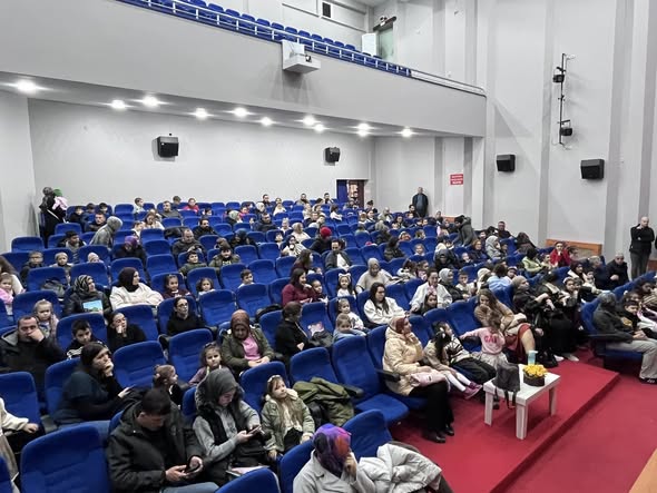 Gönen Belediyesi’nden Çocuklara Özel Etkinlik 619265997 1347166364120064 3993424677105908978 n - Marmara Bölge Gazetesi