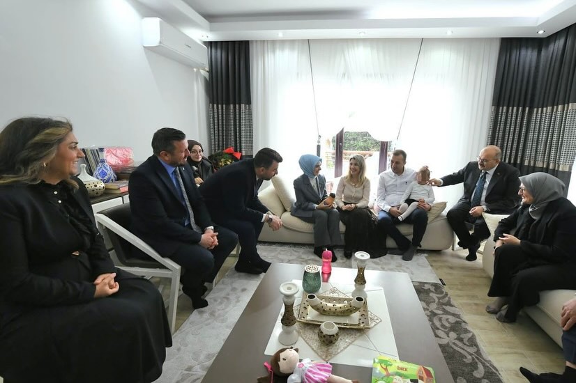 Aile ve Sosyal Hizmetler Bakanı Mahinur Göktaş Balıkesir’de! 622397491 18321866839222704 2166082454230682146 n - Marmara Bölge Gazetesi