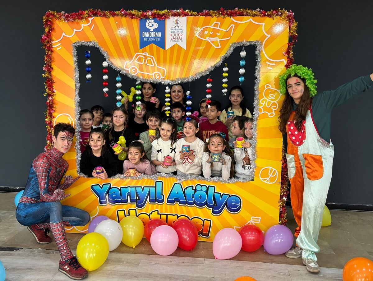Yarıyıl tatiline giren çocuklar için hazırlanan Çocuk Atölyeleri Bandırma’da başladı.