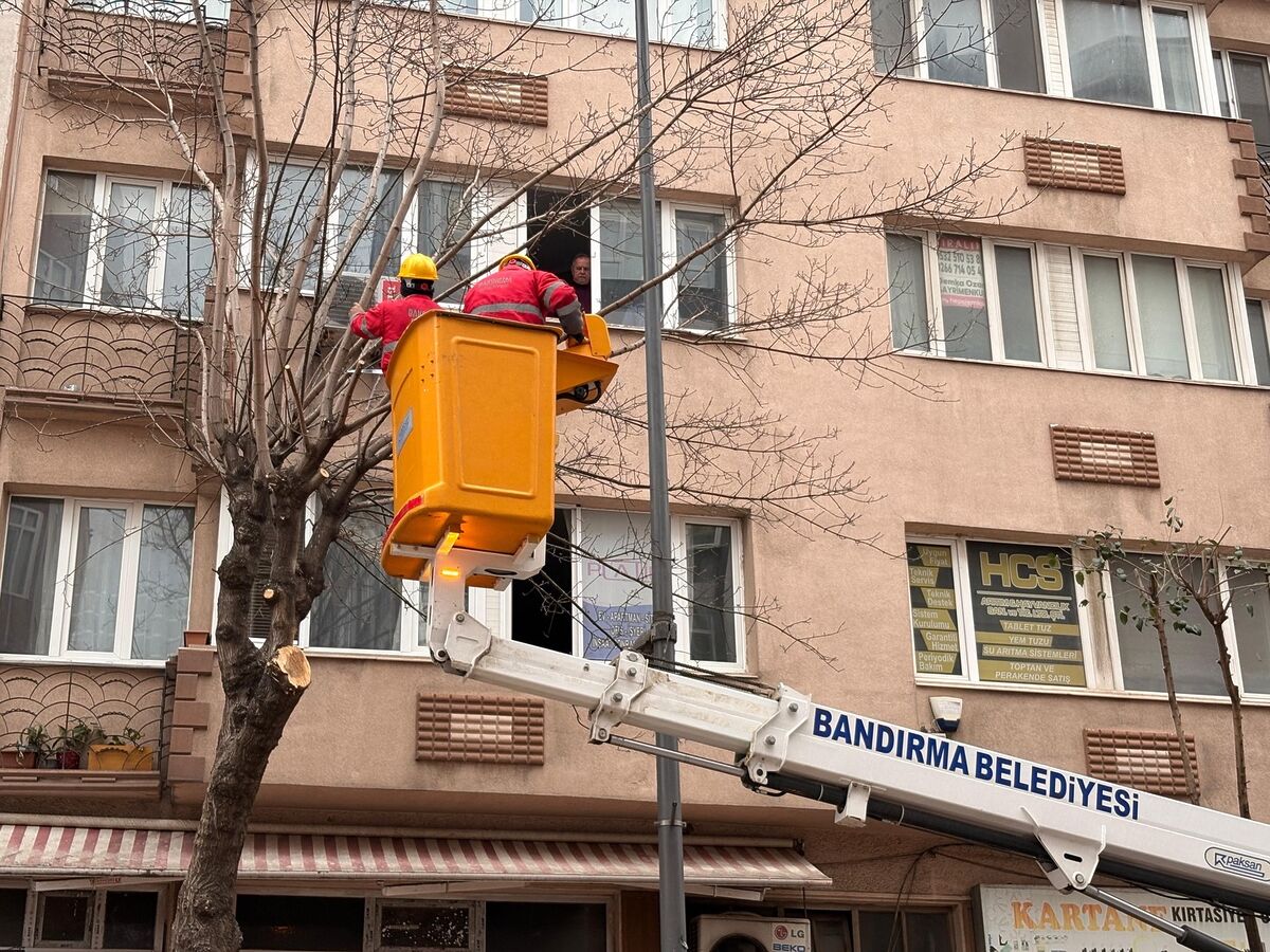 Bandırma’da Değişim Fırtınası 624049007 18344987329225400 5248510688016841431 n - Marmara Bölge Gazetesi