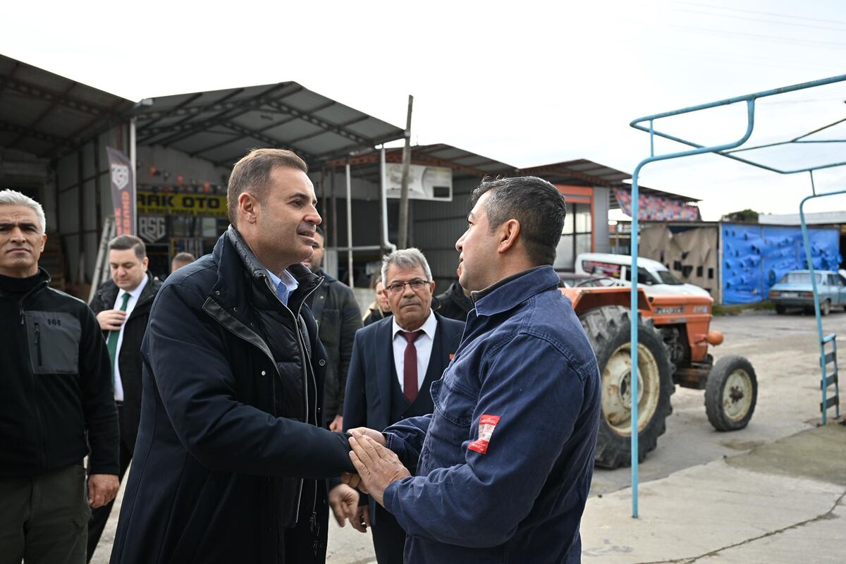 Balıkesir Büyükşehir Belediye Başkanı Ahmet Akın, 2026 yılının ilk ilçe