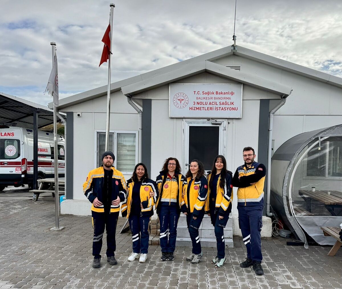 Acil Sağlıkta Altyapı Atağı: 8 Yeni İstasyon Açıldı 808a122f b8c2 4cc9 b5ab 48e5660f68c0 - Marmara Bölge Gazetesi