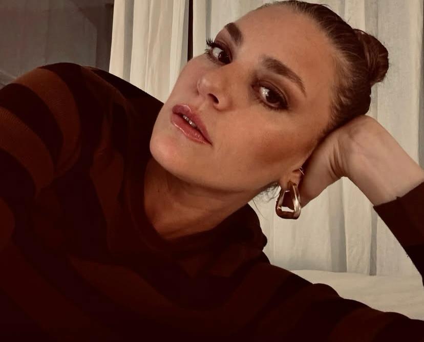 Aslı Enver Uzun Süre Sonra Kızı Elay’ı Paylaştı 905b5e48 c68a 4263 8e45 3c4d555177b3 - Marmara Bölge Gazetesi