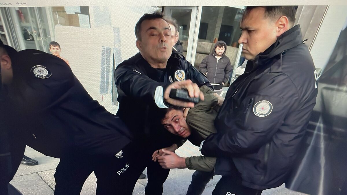 Bozbey’e Saldıran İsim Tanıdık Çıktı! Eski CHP’li Gözaltına Alındı AW614638 01 - Marmara Bölge Gazetesi
