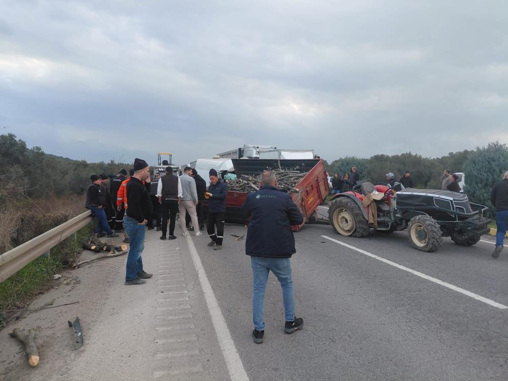 Balıkesir’in Gömeç ilçesinde, Keremköy rampasında meydana gelen trafik kazası korku