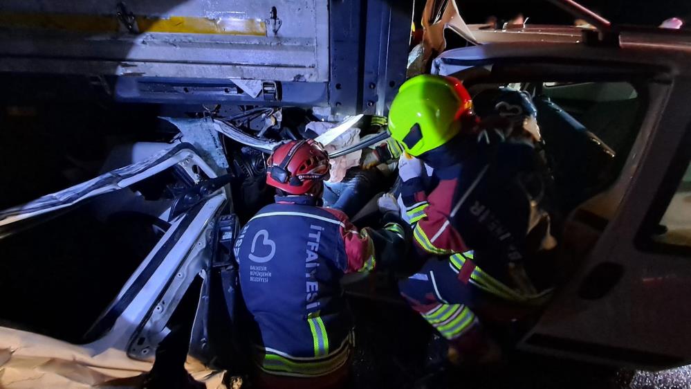 Balıkesir’de Otoyolda Can Pazarı! AW626772 02 - Marmara Bölge Gazetesi
