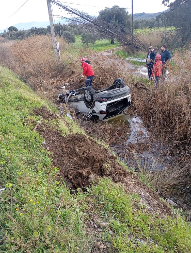 Balıkesir’in Burhaniye ilçesinde meydana gelen tek taraflı trafik kazasında bir