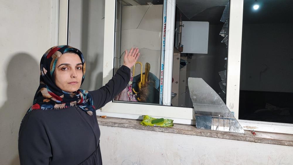 Eşi Evi Bastı, Eşyaları Parçaladı, Ölümle Tehdit Etti! AW630921 02 - Marmara Bölge Gazetesi