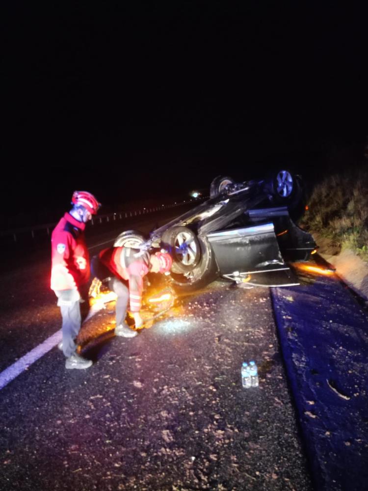 Balıkesir’de İzmir-İstanbul Otoyolu üzerinde sabah saatlerinde trafik kazası meydana geldi.